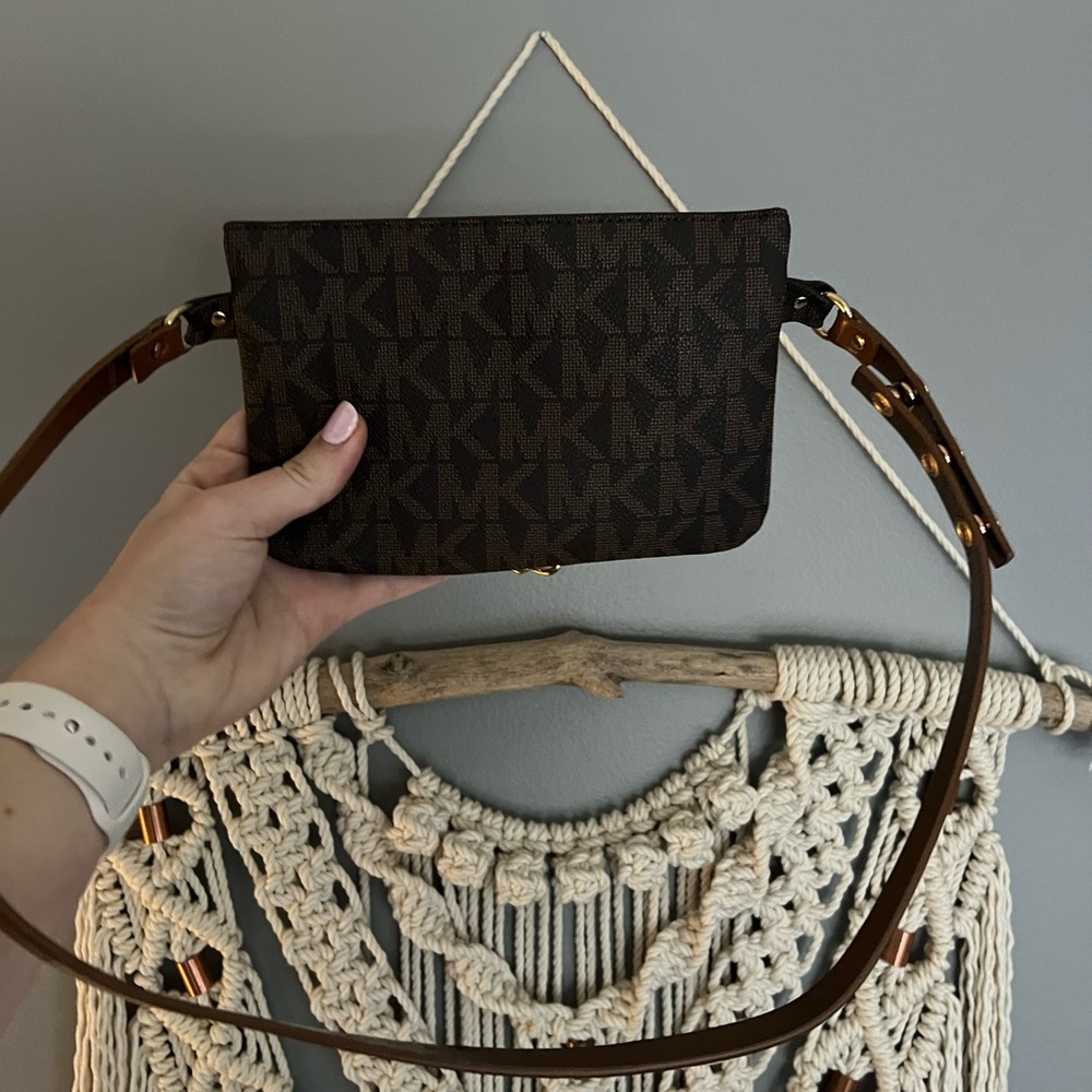 Michael Kors Brown and Gold Chain Crossbody Bag *Retired* - Picture 4 of 5